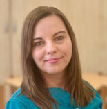 Laura Harangi class=